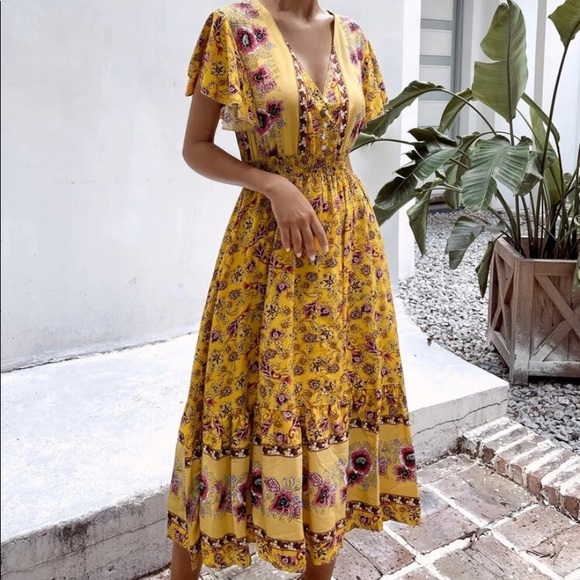 Boho floral V neck button ruffle dress - Picture 2 of 6